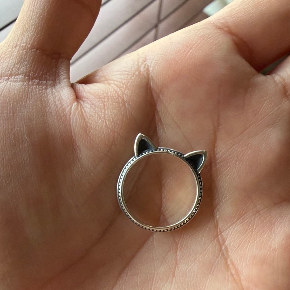 James Avery Silver Kitten Ears Ring